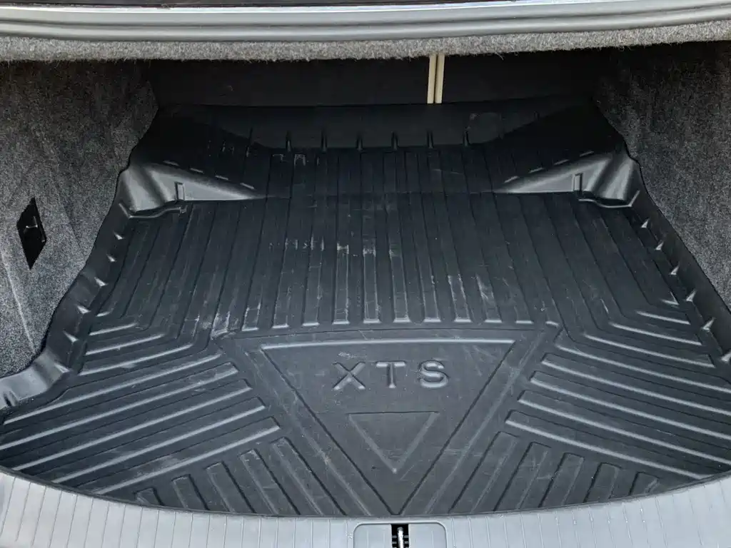 Cadillac XTS 28T Platinum Edition, фото 22