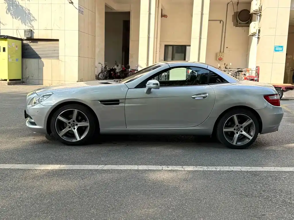 Mercedes-Benz SLK-Class — миниатюра 4