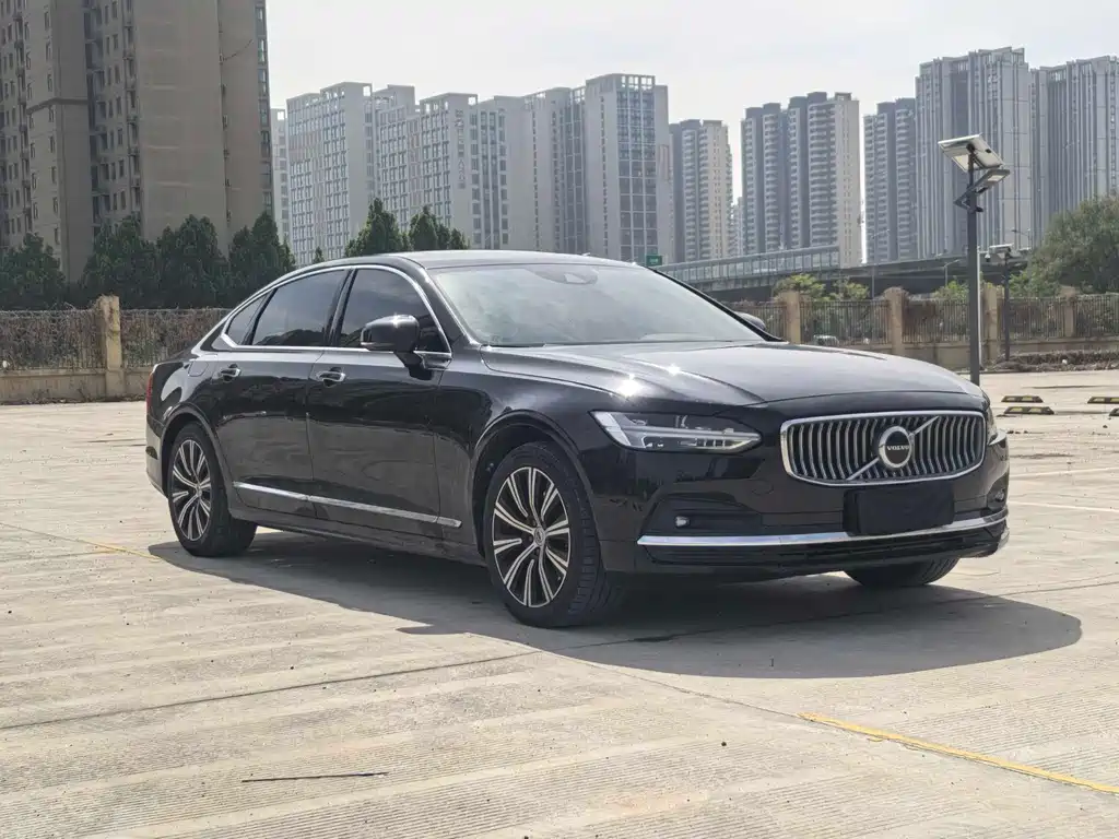 Volvo S90 — миниатюра 3