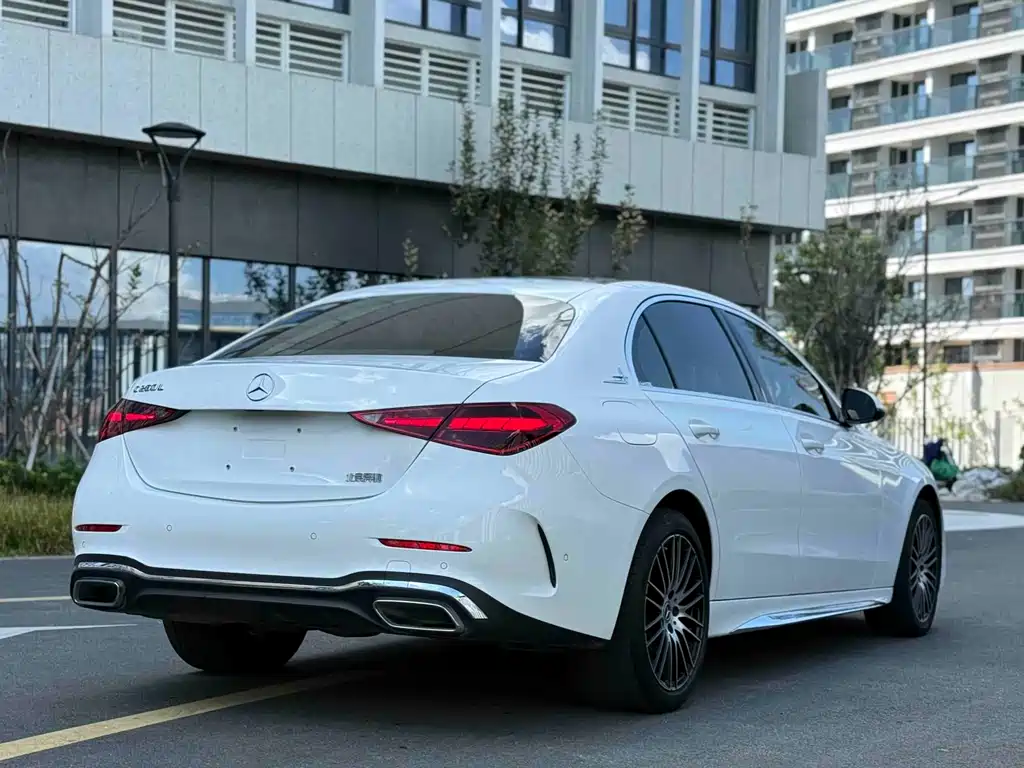 MERCEDES-BENZ C CLASS