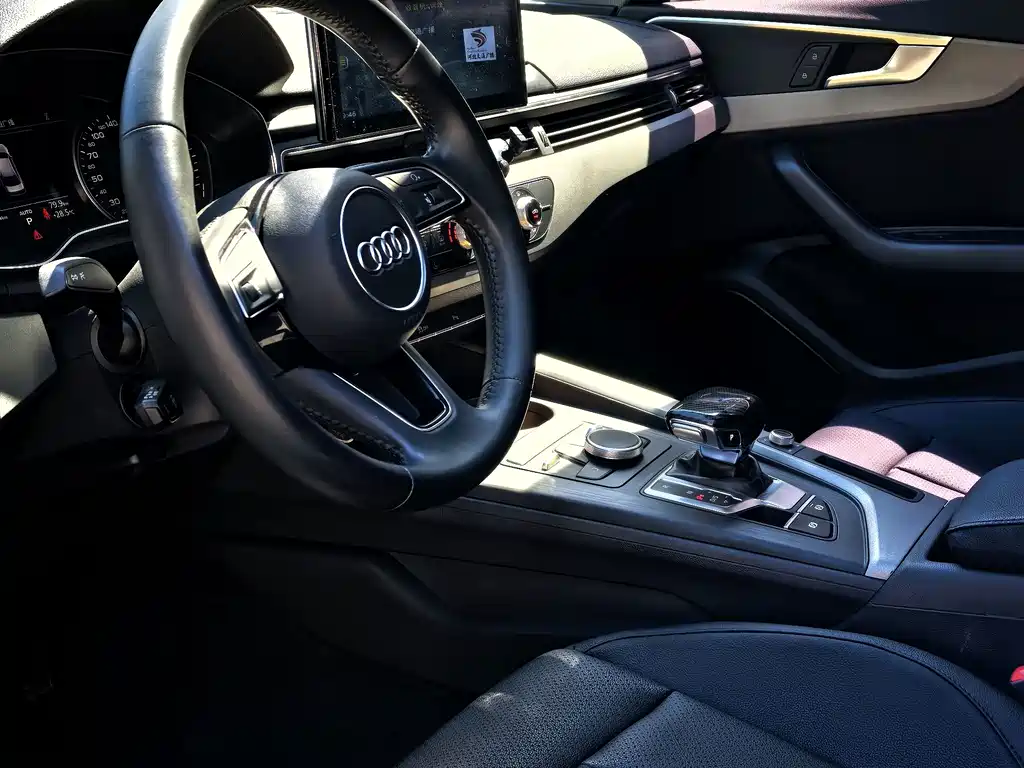 Audi A4L — миниатюра 4