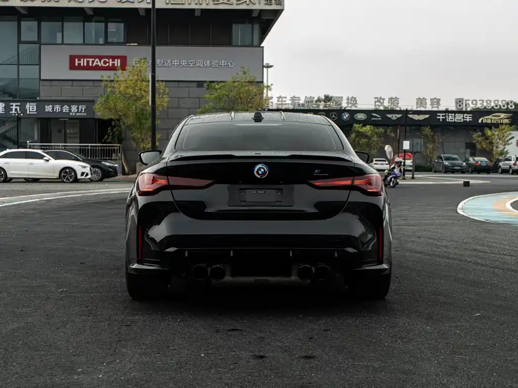 BMW M4