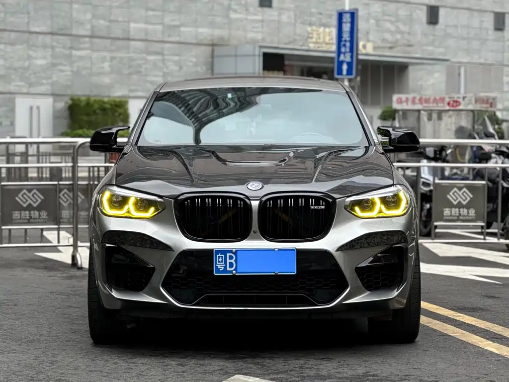 BMW X4 M