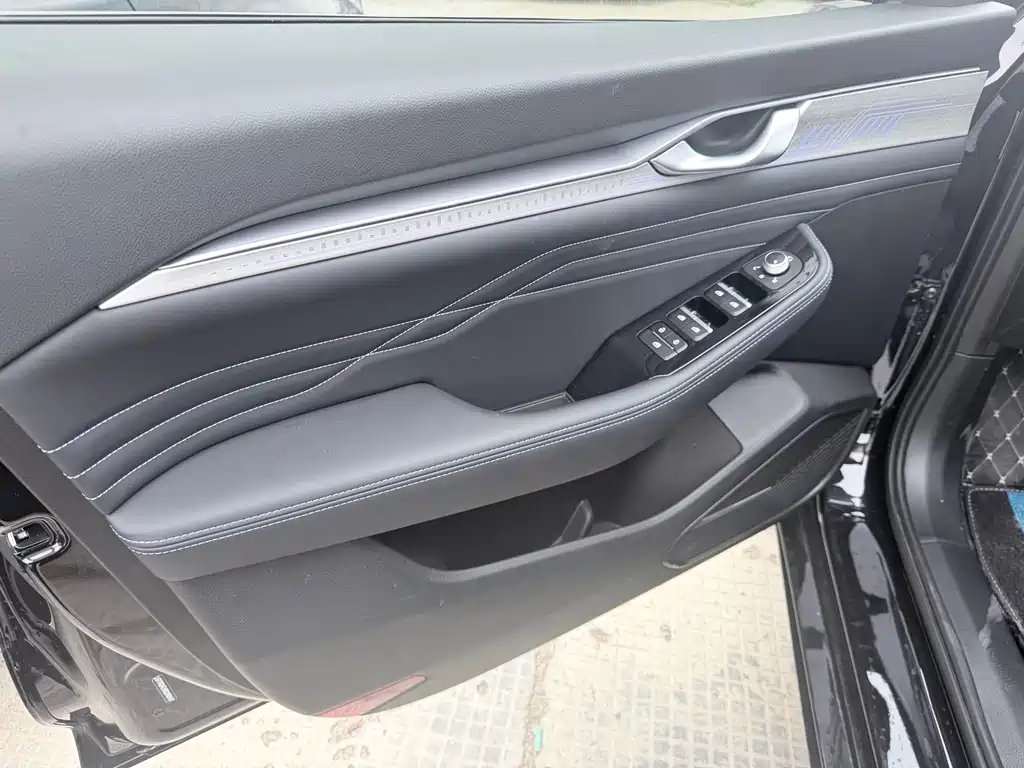 Geely Xingrui — миниатюра 7