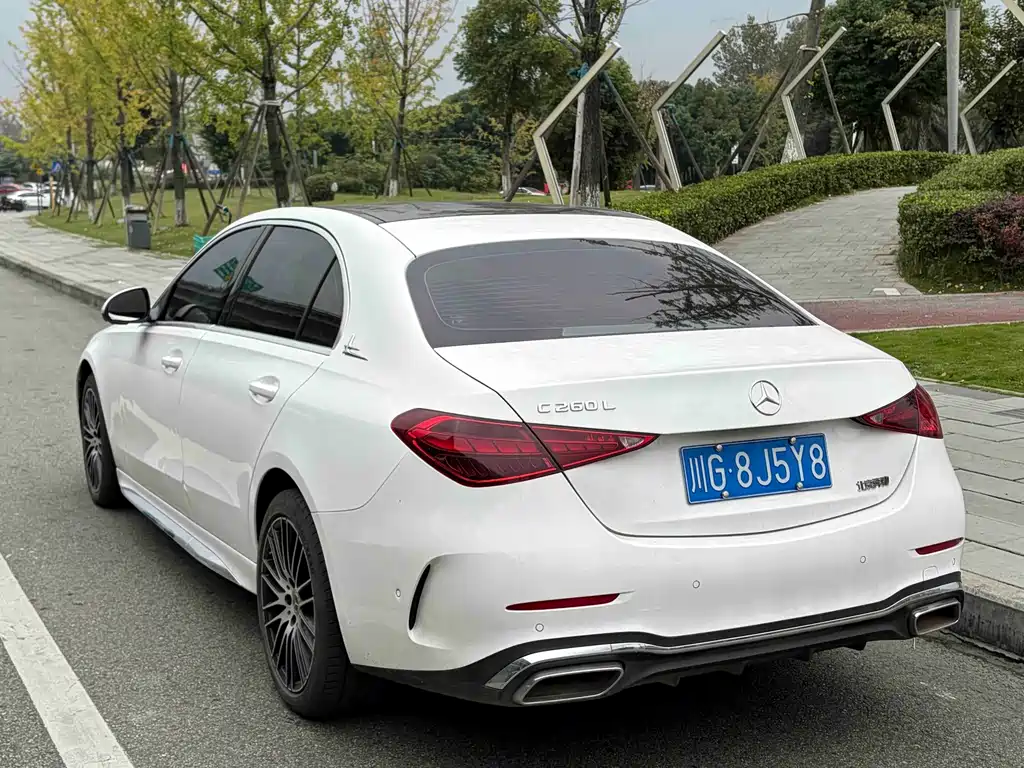 Mercedes-Benz C-Class — миниатюра 9