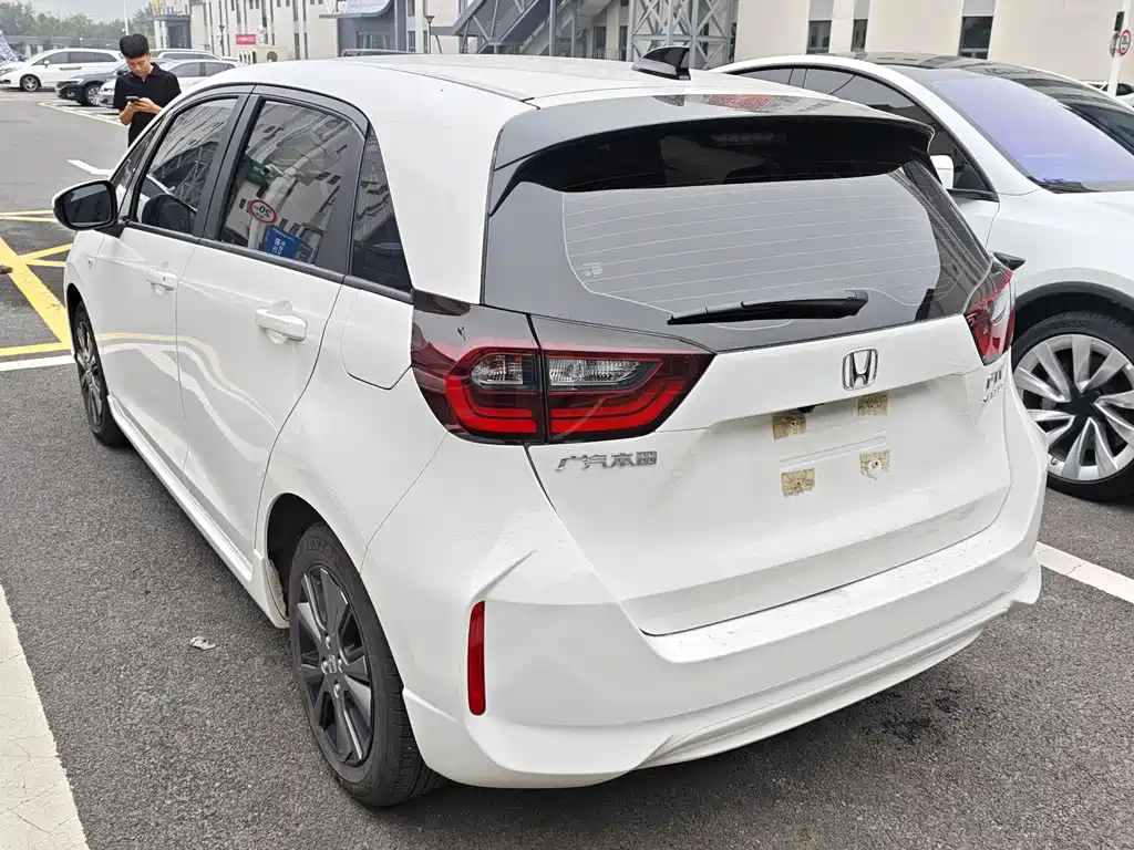 Honda Fit — миниатюра 4