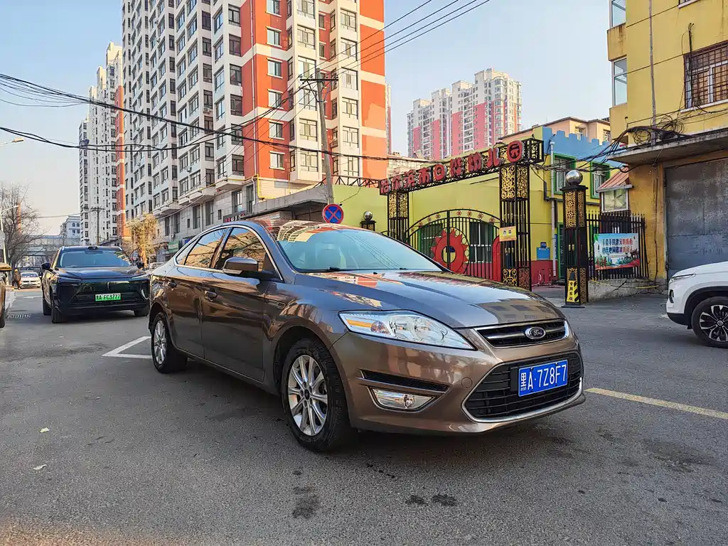 Ford Mondeo 2013 2.3L Fashion