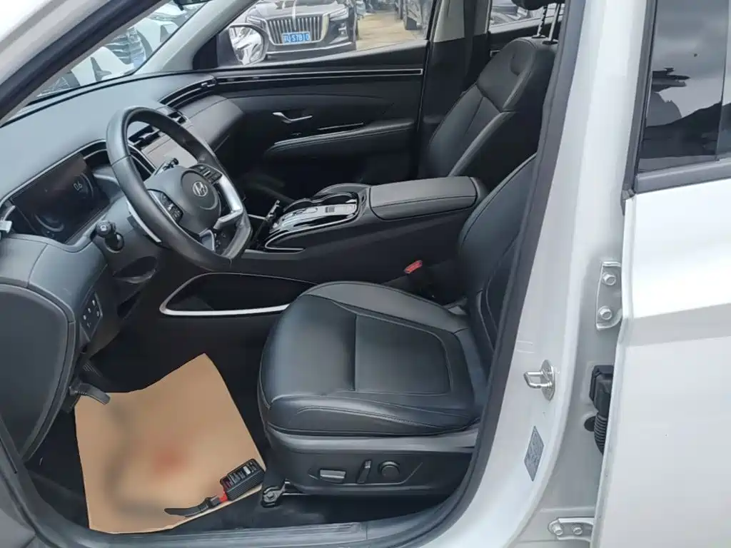 Hyundai Tucson — миниатюра 15