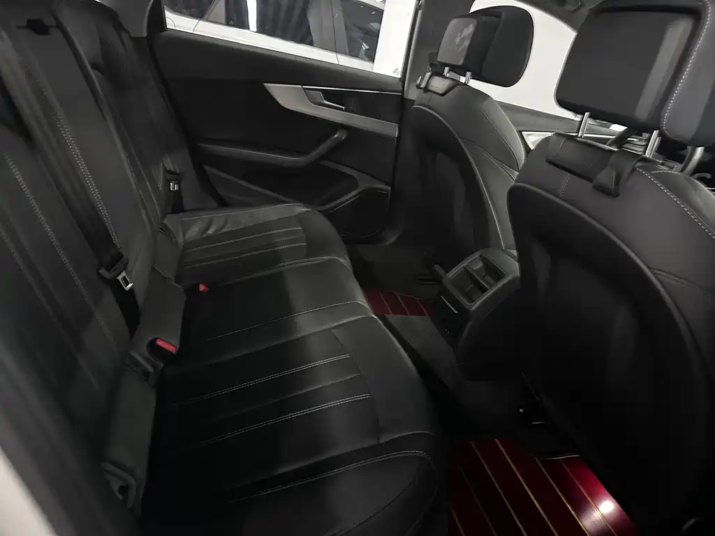 Audi A4L — миниатюра 10