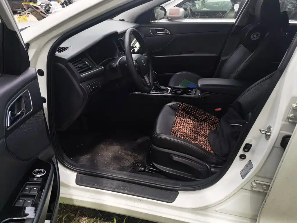 Hyundai Mistra — миниатюра 12