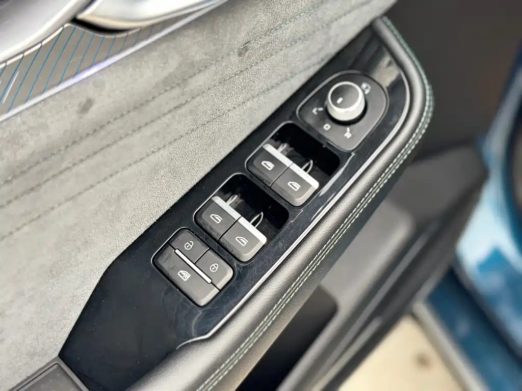 GEELY AUTOMOBILE XINGRUI