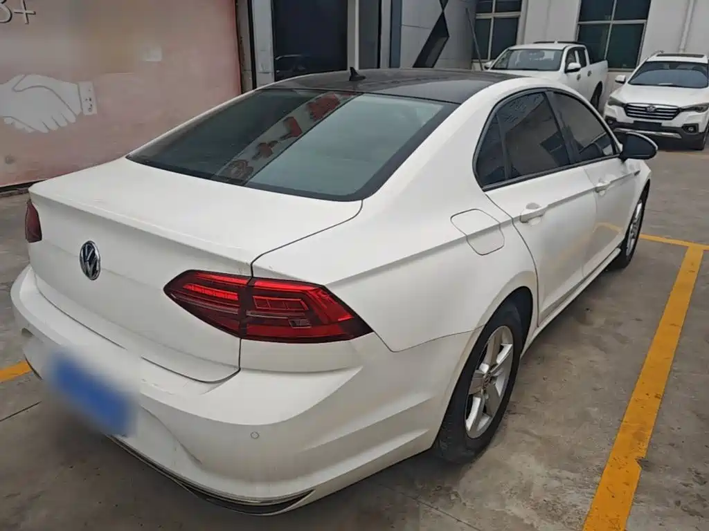 Volkswagen Lamando — миниатюра 7