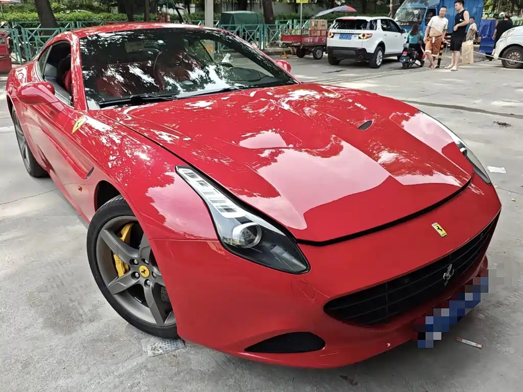 Ferrari California T — миниатюра 3