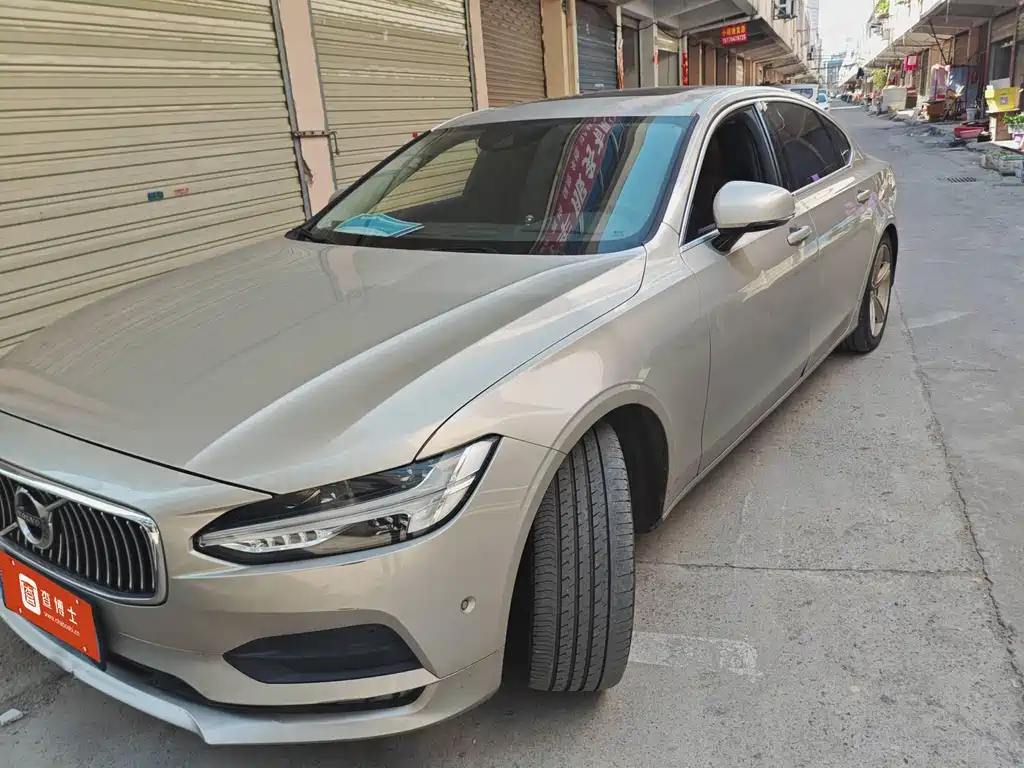 Volvo S90 2018