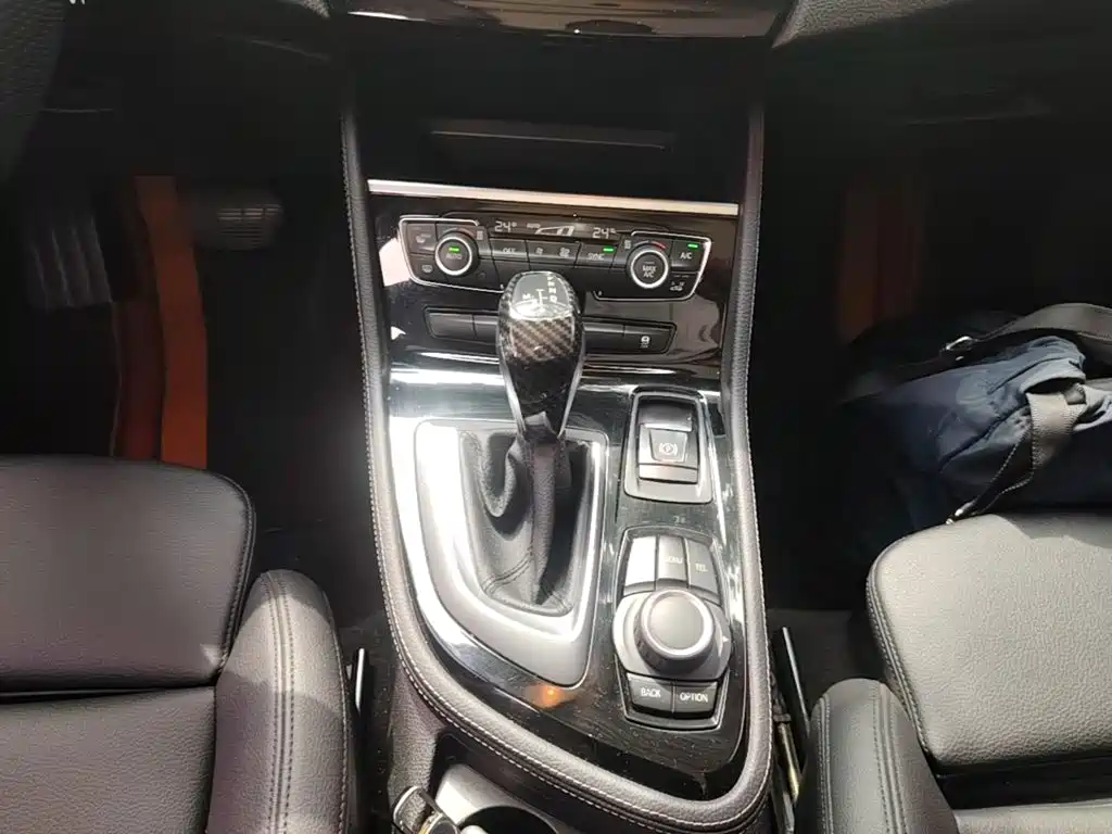 BMW 2 Series Active Tourer — миниатюра 14