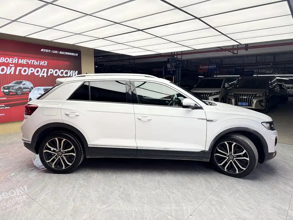 Volkswagen T-Roc — миниатюра 4