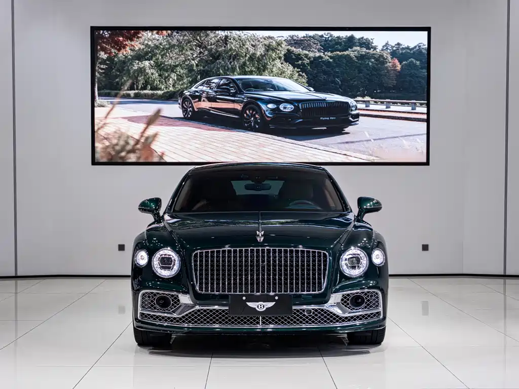 Bentley Flying Spur — миниатюра 2