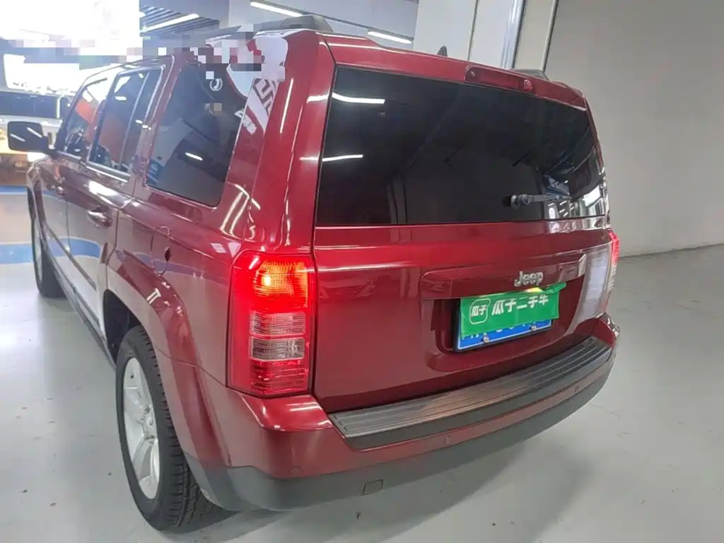 Jeep Patriot — миниатюра 5