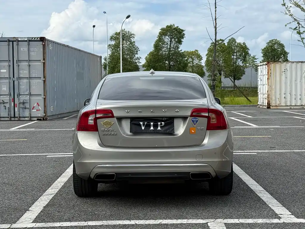 Volvo S60 — миниатюра 5