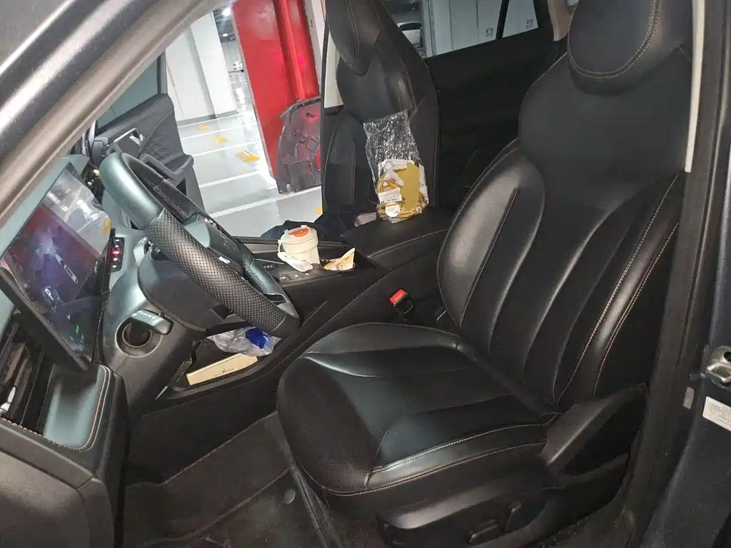 Roewe RX5 New Energy — миниатюра 16