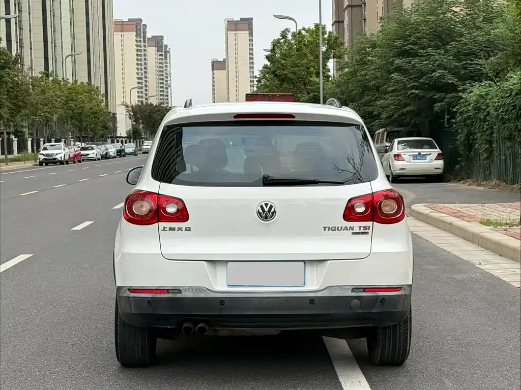 Volkswagen Tiguan — миниатюра 7