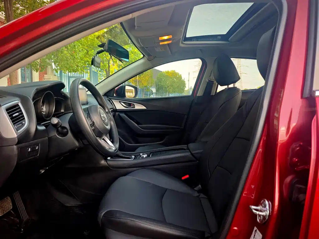 Mazda 3 Axela — миниатюра 11