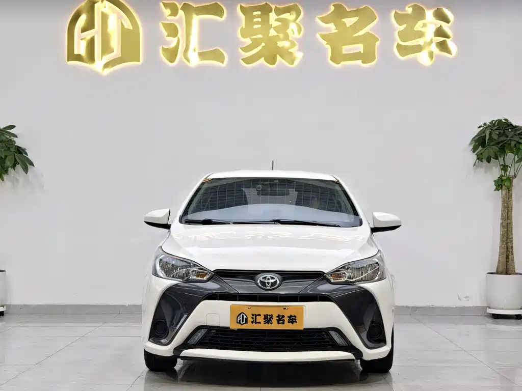 Toyota Yaris L — миниатюра 3