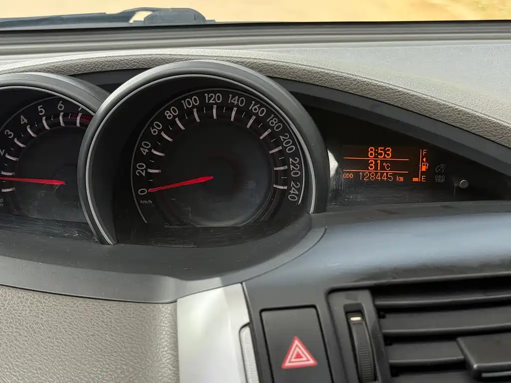 Toyota Verso — миниатюра 12