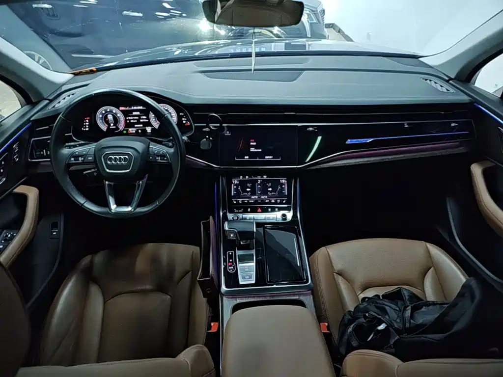 Audi Q7 — миниатюра 10