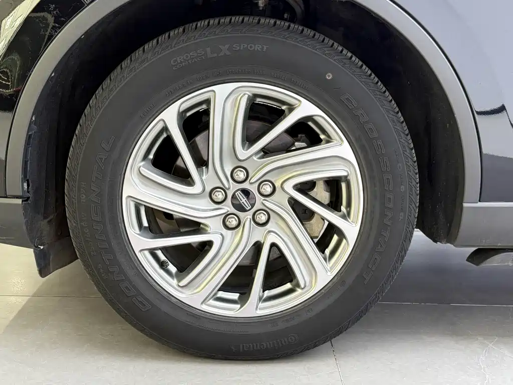 Lincoln Aviator — миниатюра 7