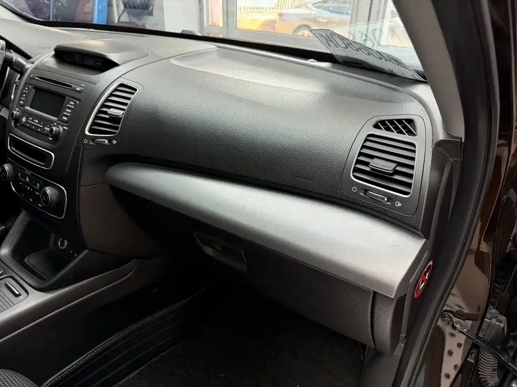 Kia Sorento — миниатюра 17