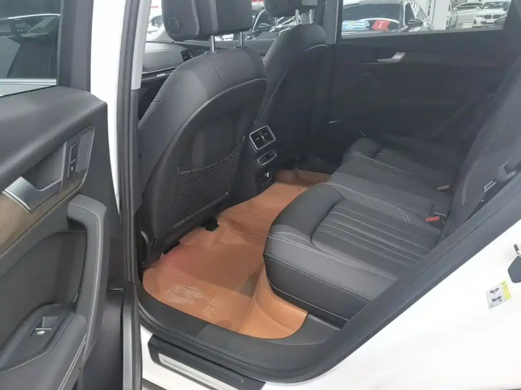 Audi Q5L — миниатюра 17
