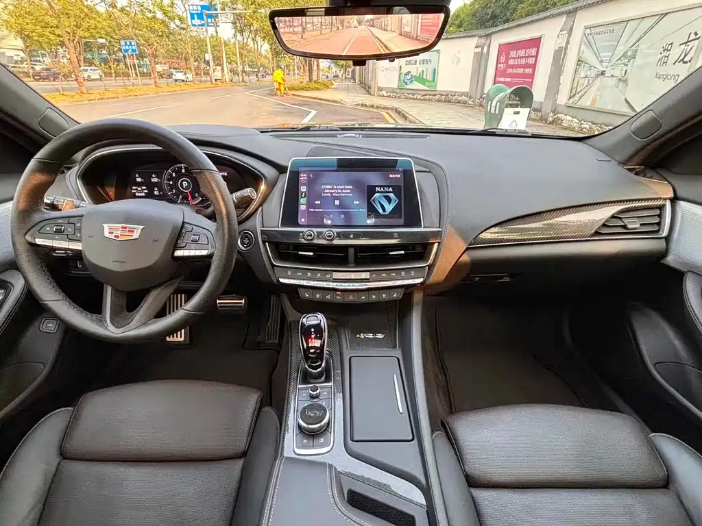 Cadillac CT5 — миниатюра 7