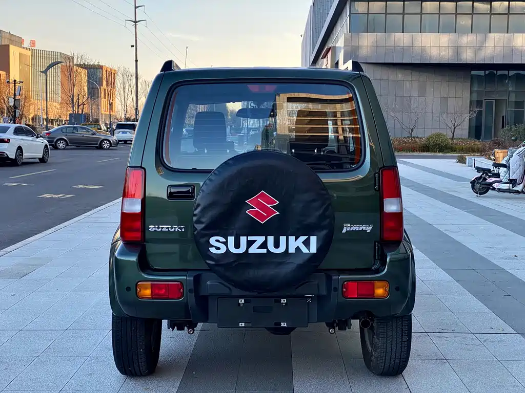 SUZUKI JIMNY
