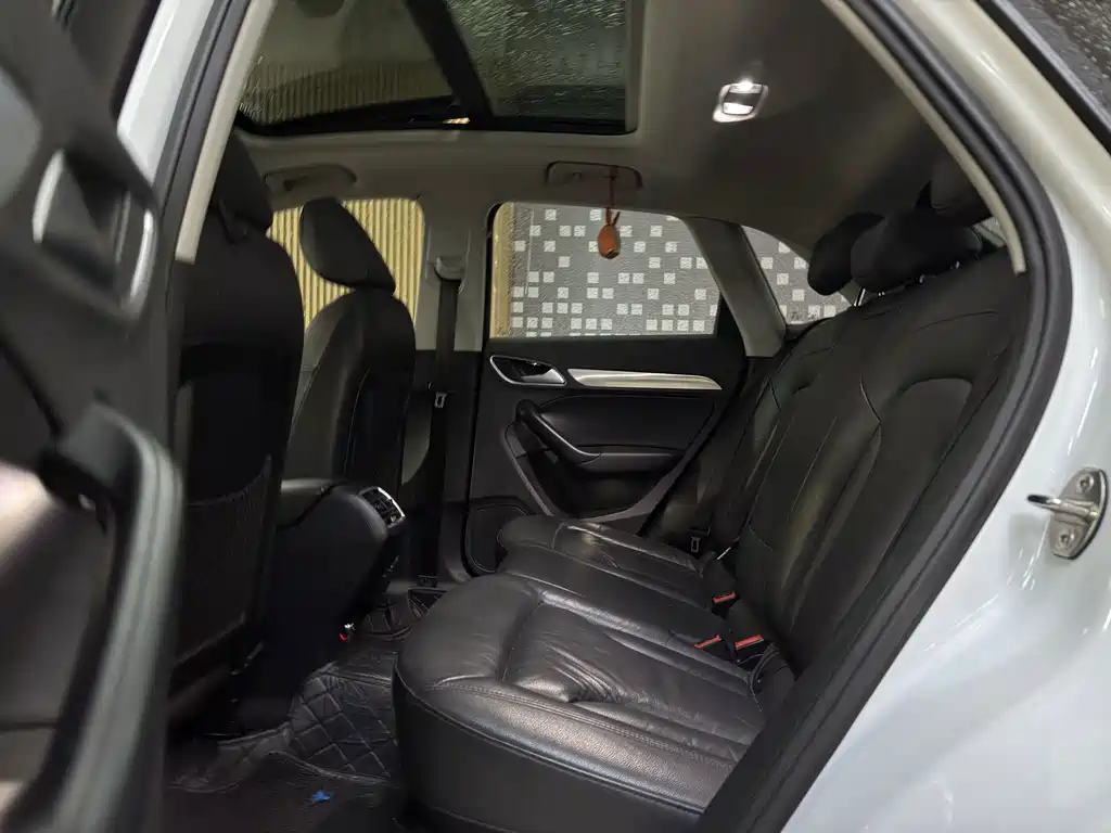 Audi Q3 — миниатюра 9