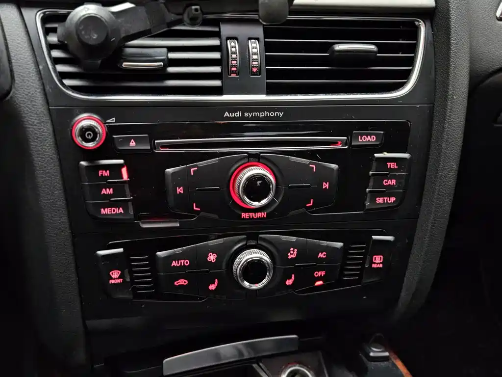 Audi A4L — миниатюра 5