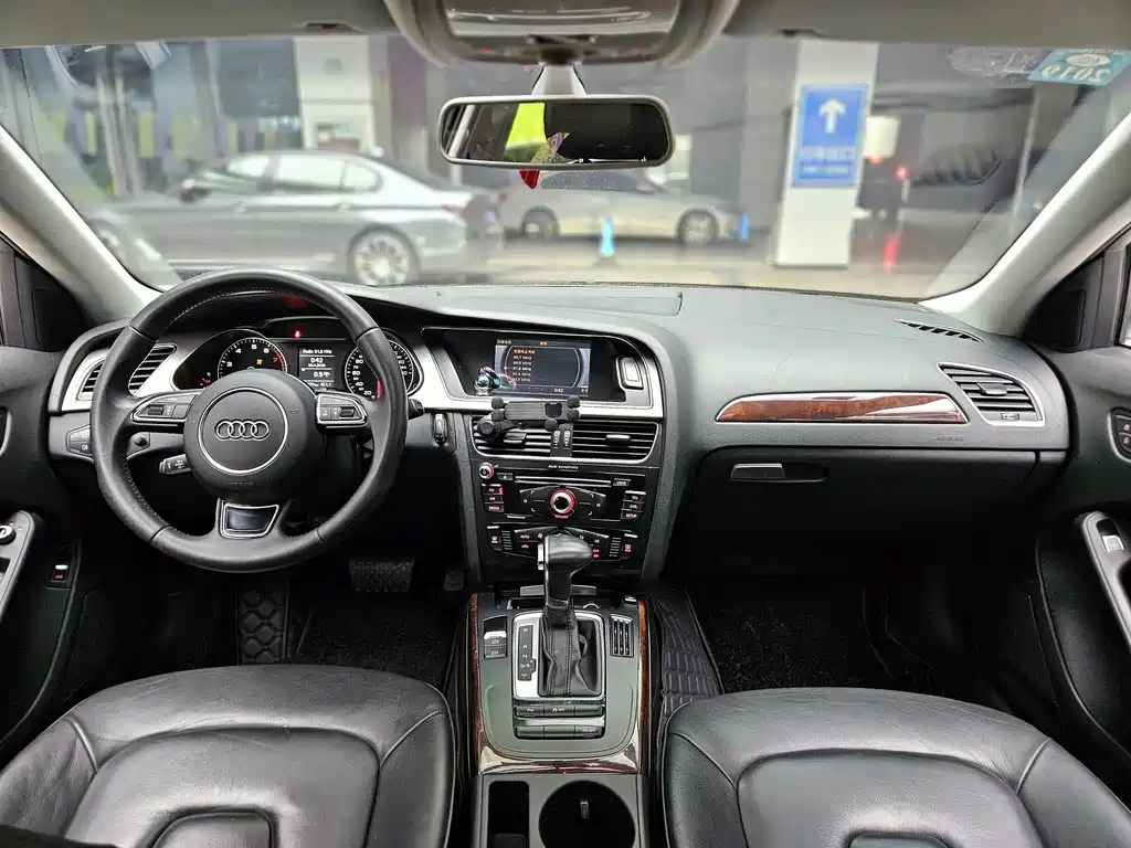 Audi A4L — миниатюра 16