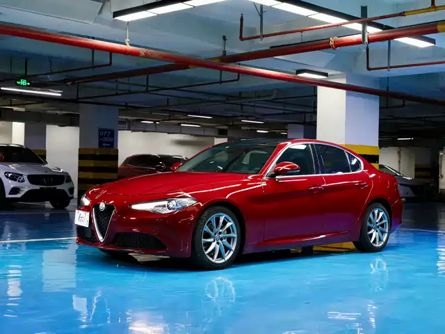 alfa-romeo giulia