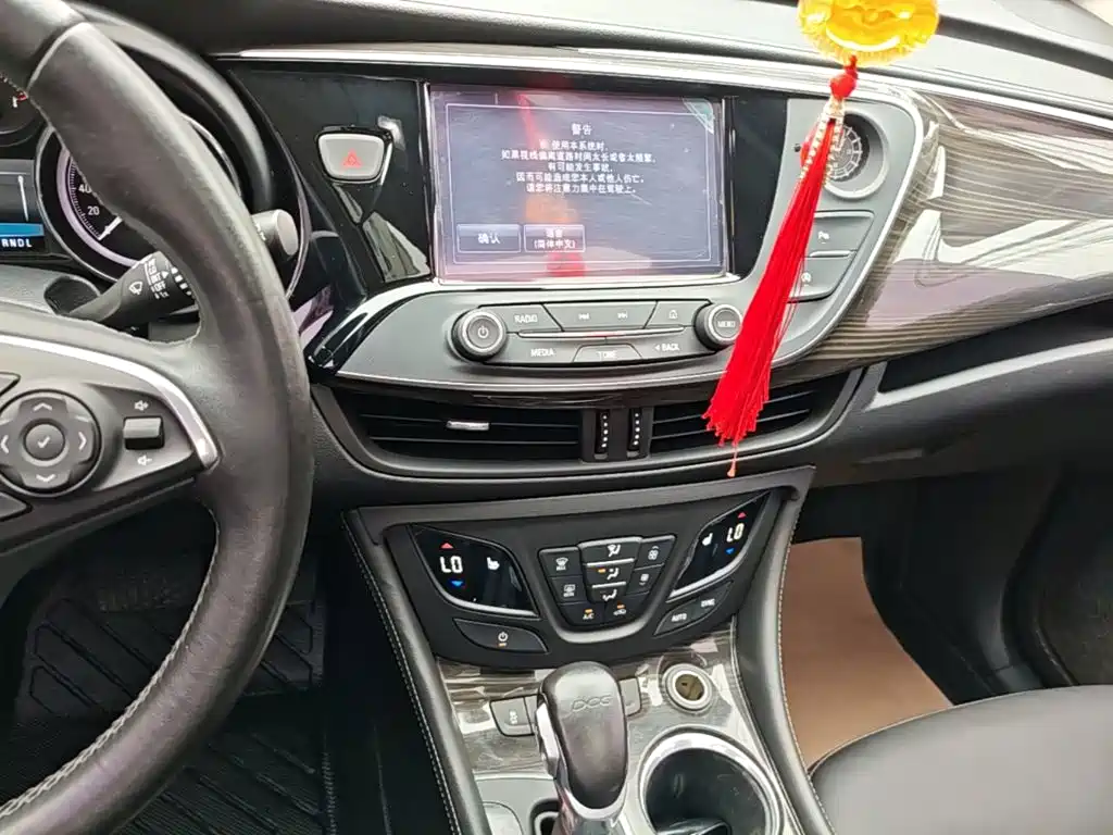 Buick Envision Plus — миниатюра 13