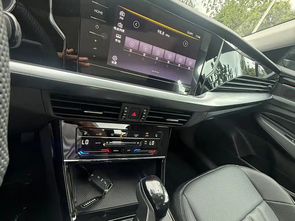 Volkswagen Passat — миниатюра 10