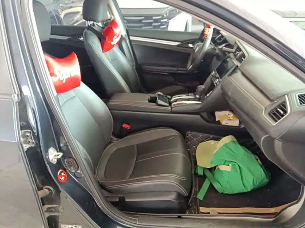 Honda Civic — миниатюра 25