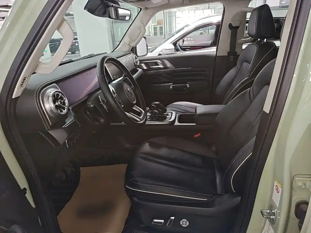 Tank Tank 300 — миниатюра 15