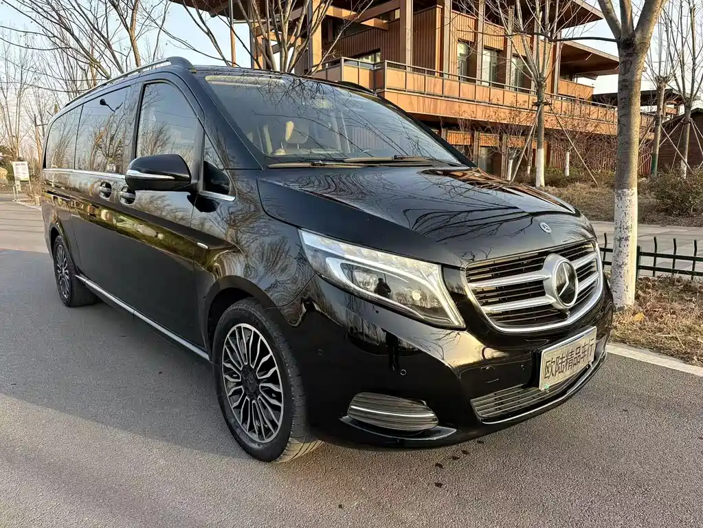 MERCEDES-BENZ V CLASS