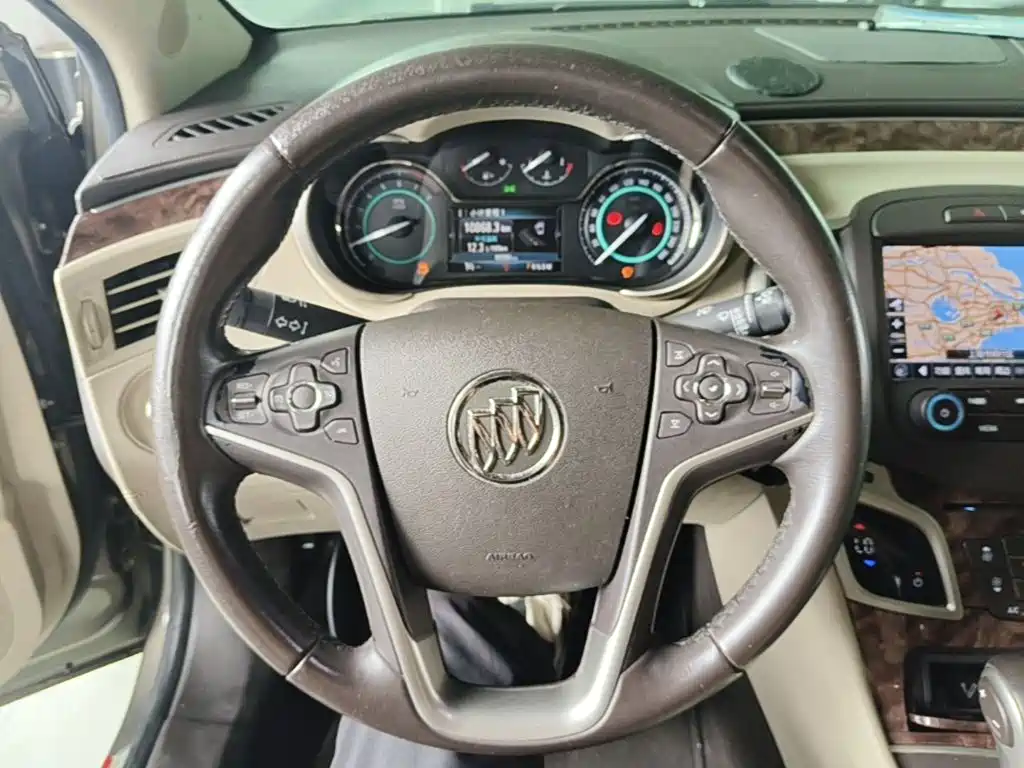 Buick LaCrosse — миниатюра 11