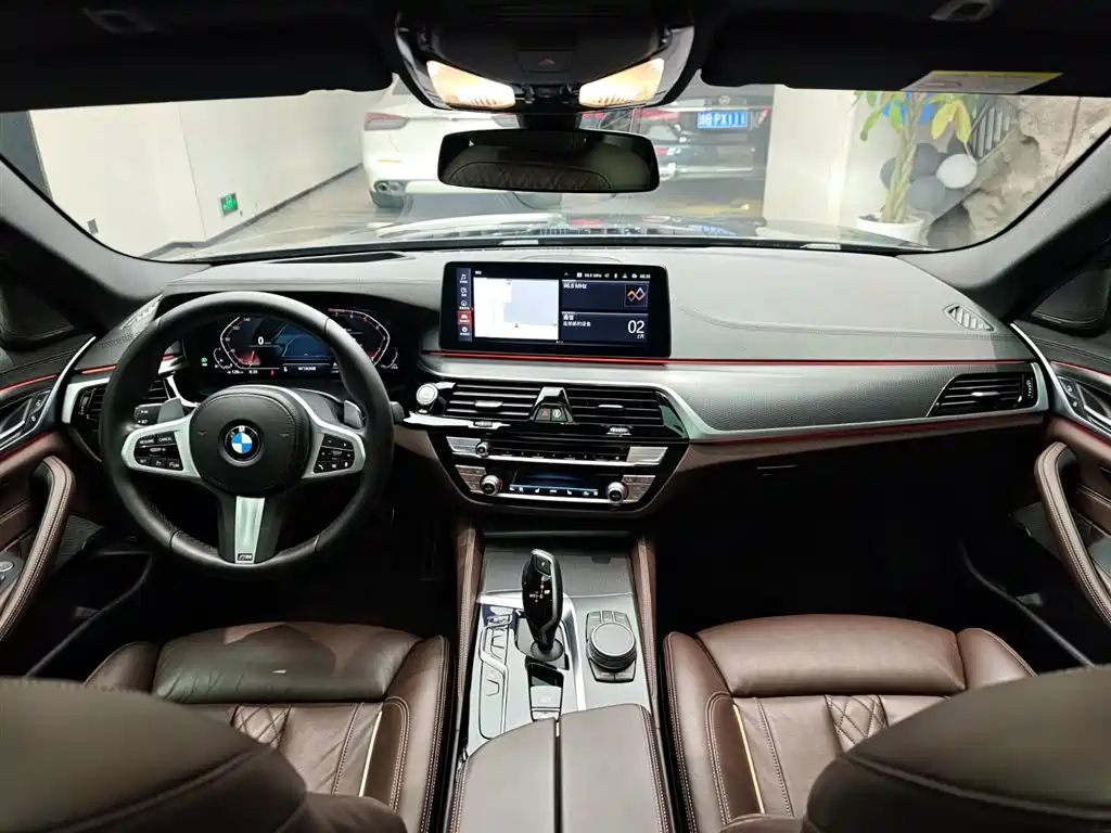 BMW 5 SERIES