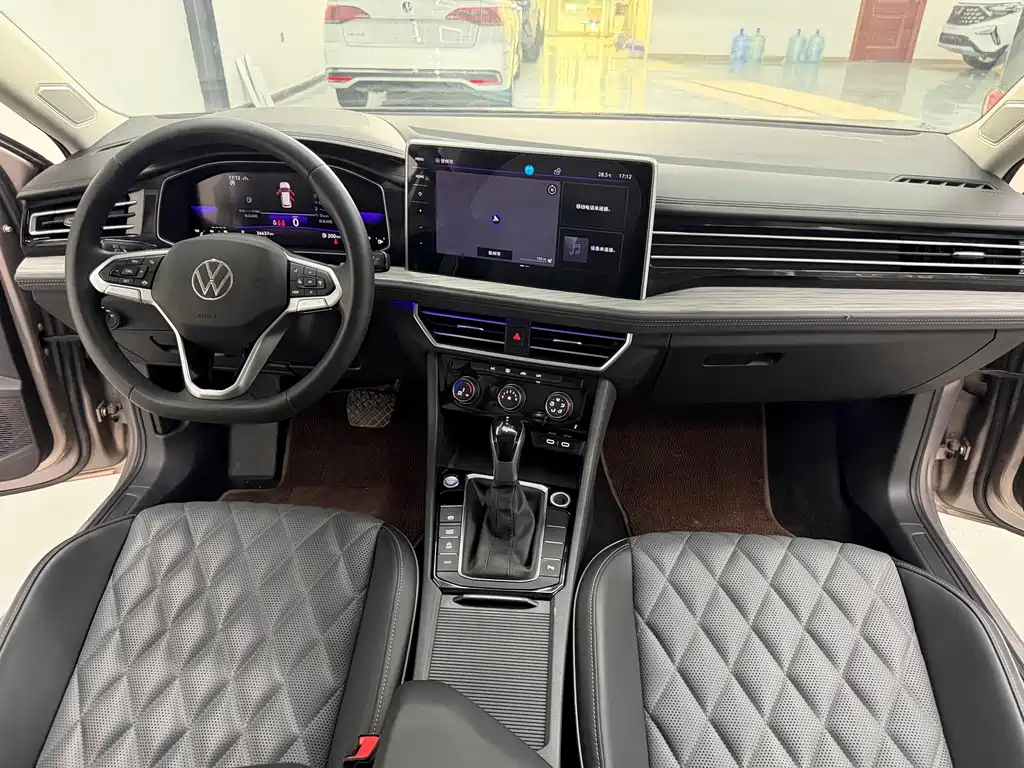 Volkswagen Sagitar — миниатюра 10