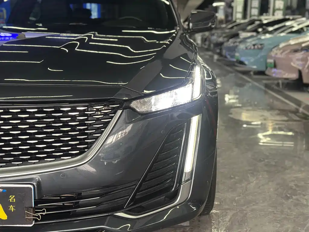 Cadillac CT5 — миниатюра 5