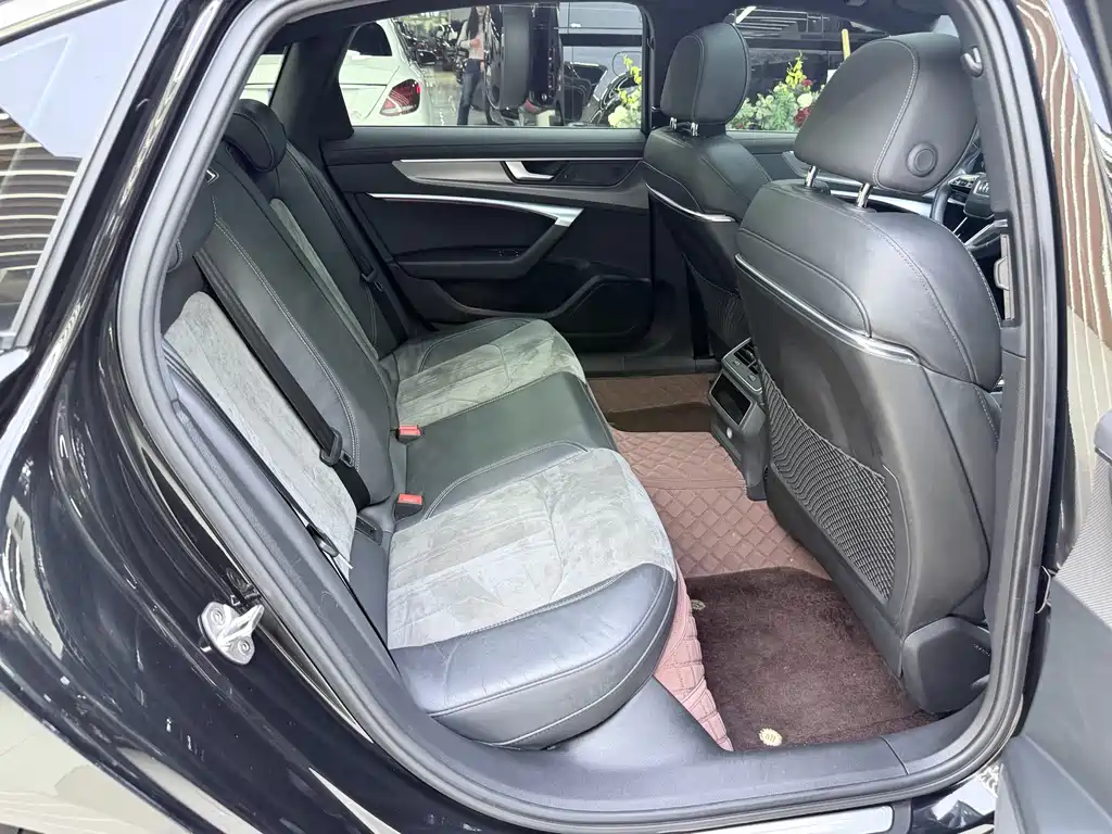 Audi A6L — миниатюра 8