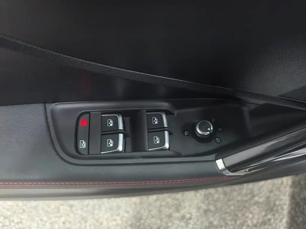 Audi Q2L — миниатюра 13