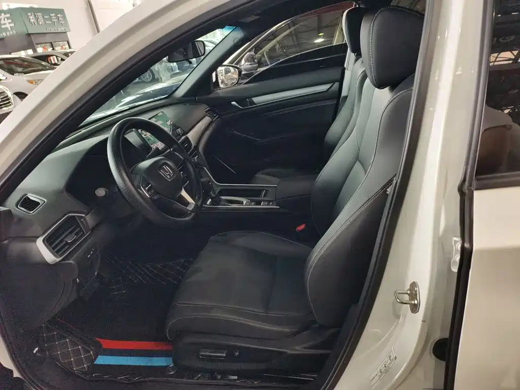 Honda Inspire — миниатюра 8